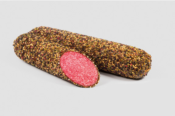 Salami z pieprzem kolorowym